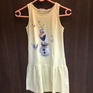 H & M girls dress Olaf